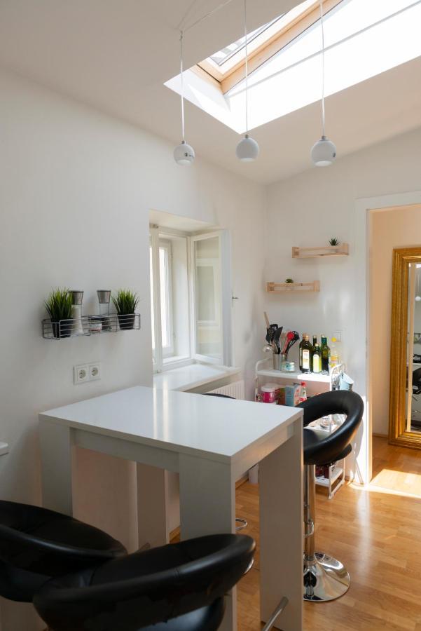 Apartamento Leo's Roof Near Town Hall *